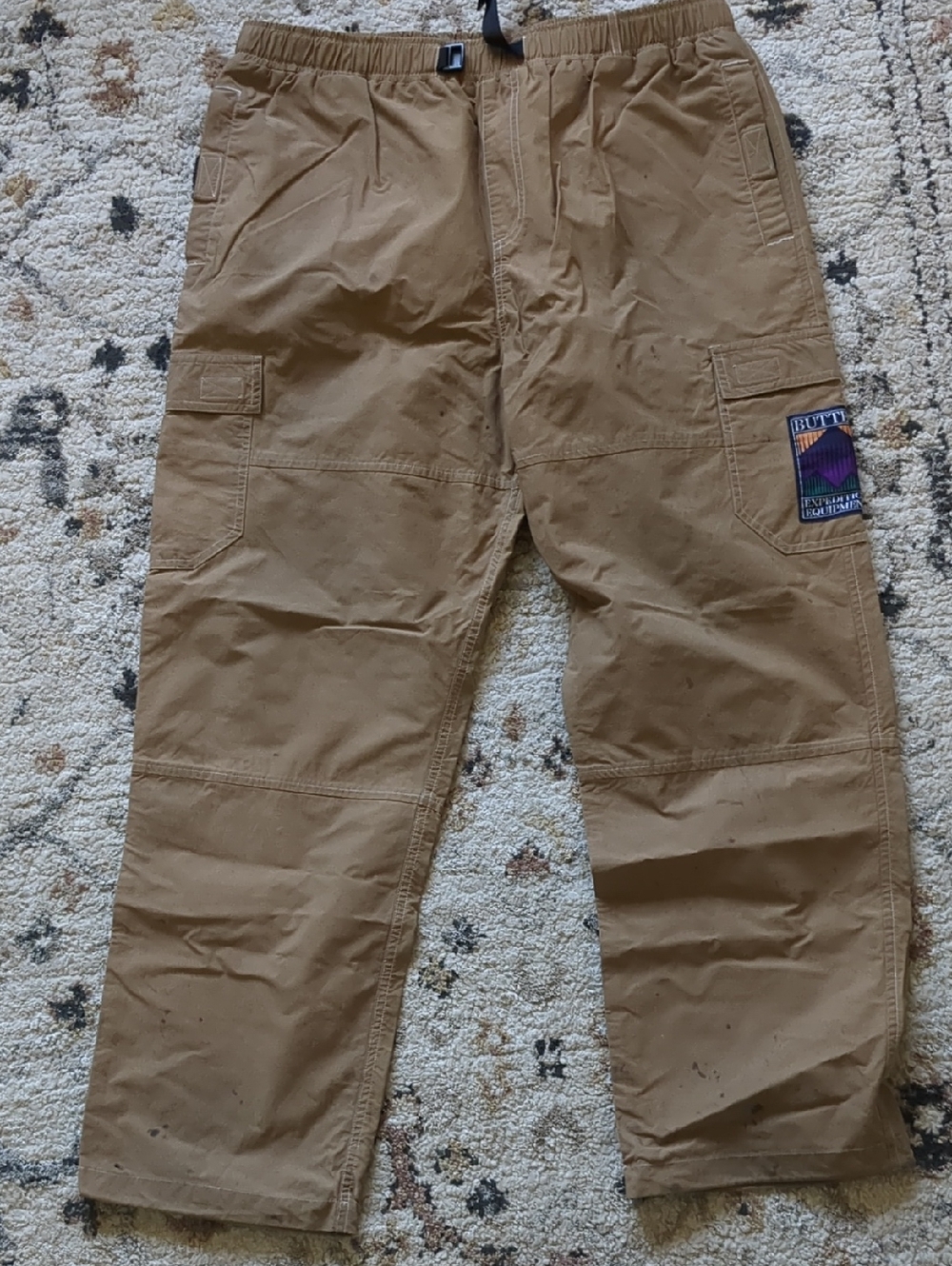 Tan/Light Brown